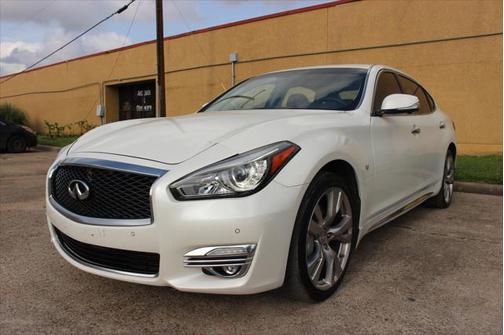 2018 INFINITI Q70L 3.7X LUXE