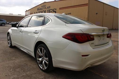 2018 INFINITI Q70L 3.7X LUXE
