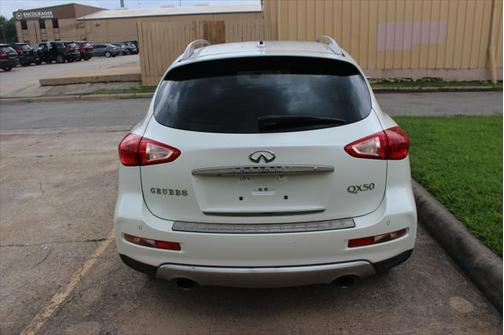 2016 INFINITI QX50 Base