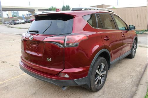 Ruby Flare Pearl 2018 Toyota RAV4 XLE