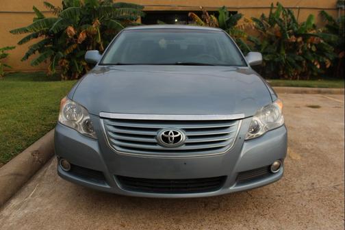 2008 Toyota Avalon XL