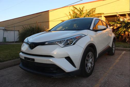 2019 Toyota C-HR XLE