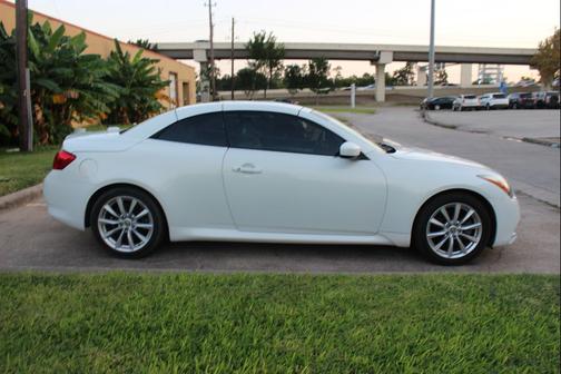 2012 INFINITI G37 Base