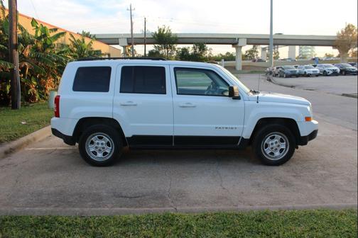 2016 Jeep Patriot Sport