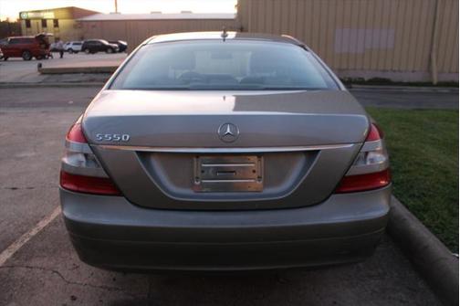 2008 Mercedes-Benz S-Class 4dr Sdn 5.5L V8 RWD