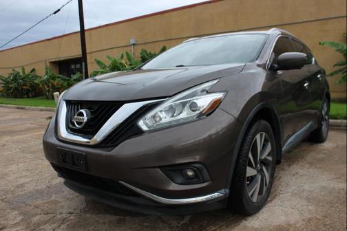 Beige 2017 Nissan Murano Platinum