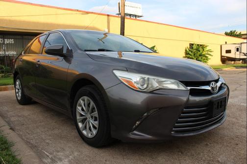 2017 Toyota Camry XLE