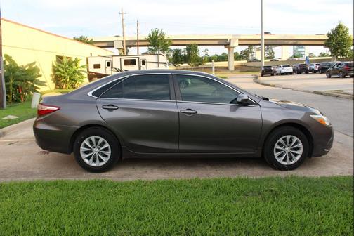 2017 Toyota Camry XLE