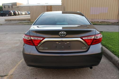2017 Toyota Camry XLE