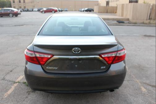 2016 Toyota Camry XLE