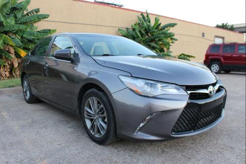 2016 Toyota Camry XLE