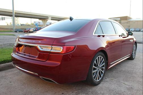 2018 Lincoln Continental Select