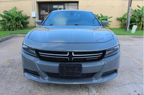 2017 Dodge Charger SE