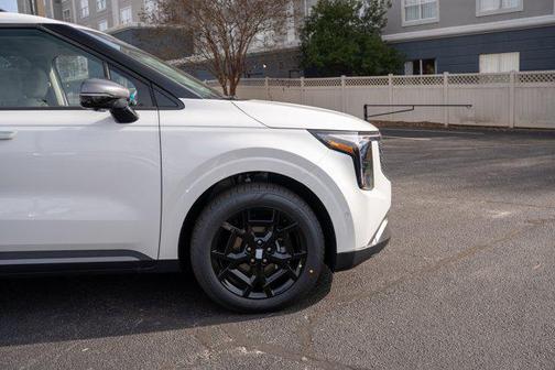 2026 Kia Carnival Hybrid SX