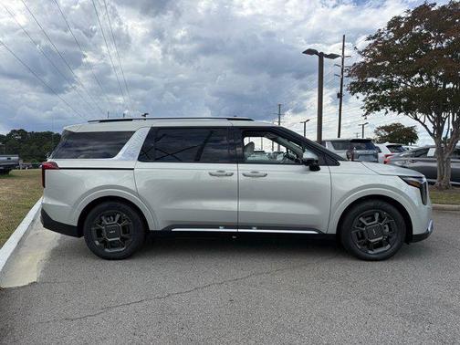 2026 Kia Carnival SX