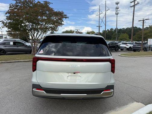 2026 Kia Carnival SX