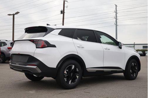 Glacial White Pearl 2026 Kia Sportage LX
