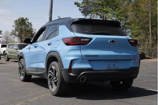 Fountain Blue 2024 Chevrolet Trailblazer RS