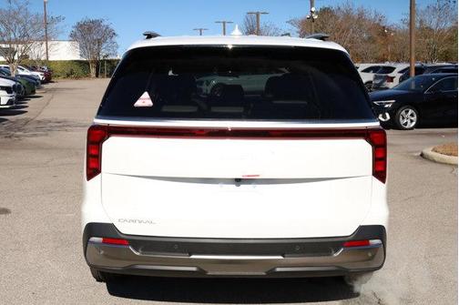 Snow White Pearl 2026 Kia Carnival SX