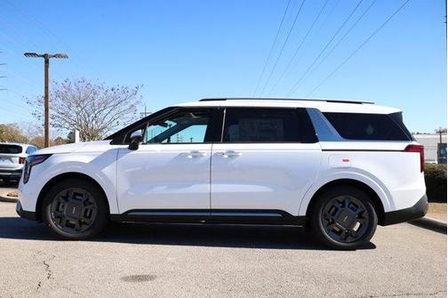 Snow White Pearl 2026 Kia Carnival SX