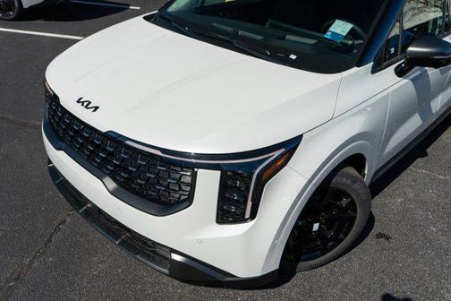 Snow White Pearl 2026 Kia Carnival SX Prestige