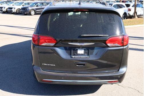 2019 Chrysler Pacifica Touring-L Plus