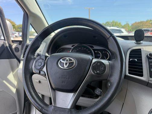 2013 Toyota Venza XLE