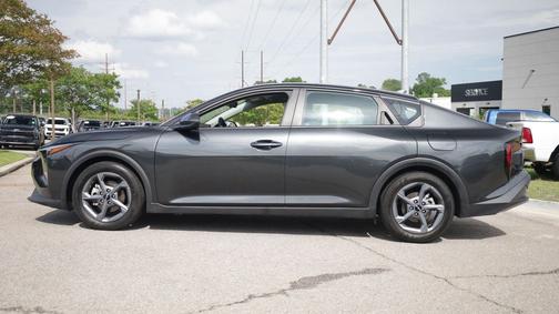Interstellar Gray 2025 Kia K4 LXS