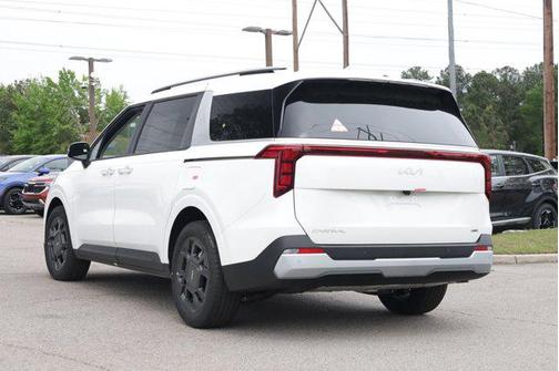 Snow White Pearl 2026 Kia Carnival Hybrid EX