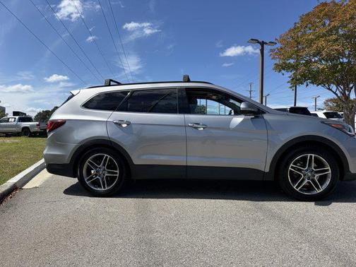2017 Hyundai SANTA FE SE Ultimate