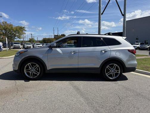 2017 Hyundai SANTA FE SE Ultimate