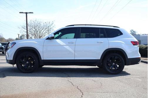 2022 Volkswagen Atlas 3.6L SE w/Technology