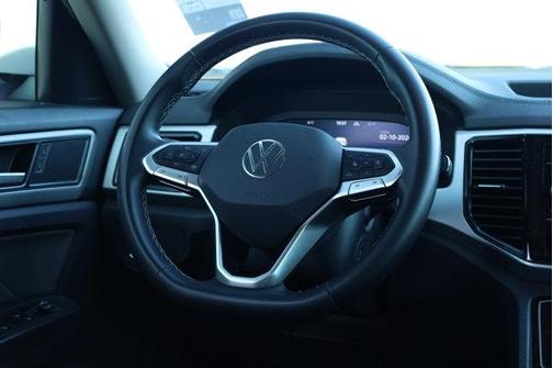 2022 Volkswagen Atlas 3.6L SE w/Technology