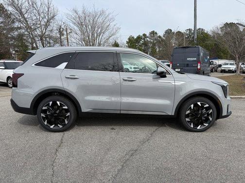 2025 Kia Sorento SX
