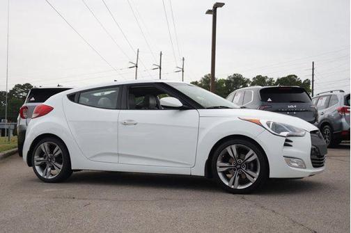 Century White 2013 Hyundai Veloster Base