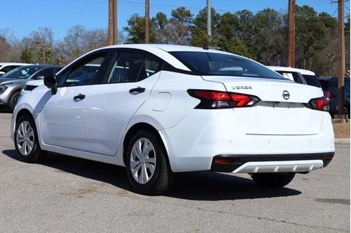 2020 Nissan Versa 1.6 S