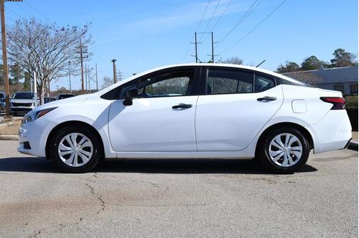 2020 Nissan Versa 1.6 S