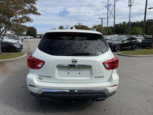2019 Nissan Pathfinder Platinum