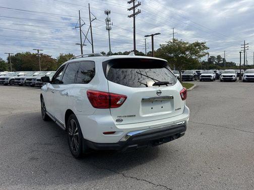 2019 Nissan Pathfinder Platinum
