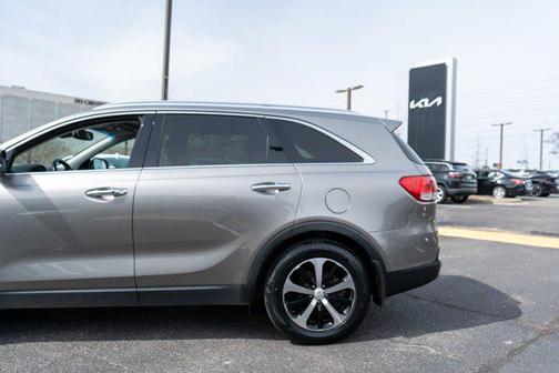 2018 Kia Sorento EX