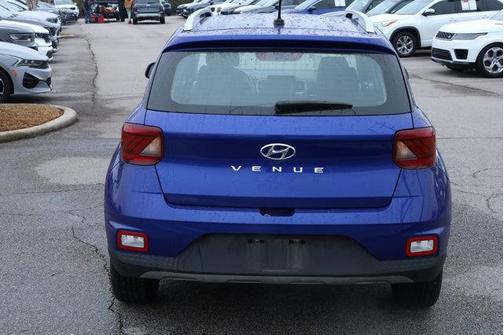 2023 Hyundai VENUE Limited