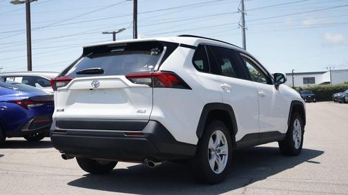 Super White 2021 Toyota RAV4 XLE