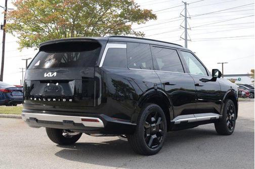 Ebony Black 2027 Kia Telluride Hybrid SX