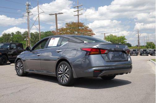 Gun Metallic 2023 Nissan Altima 2.5 SV