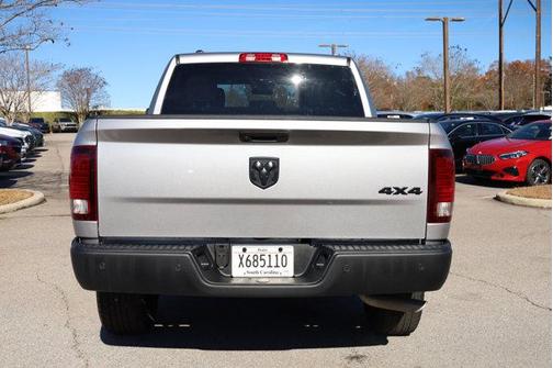 2024 RAM 1500 Classic Warlock Crew Cab 4x4 5'7' Box