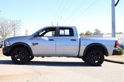 2024 RAM 1500 Classic Warlock Crew Cab 4x4 5'7' Box