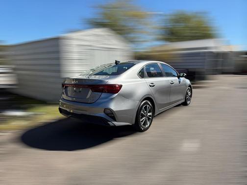 Steel Gray 2024 Kia Forte LXS