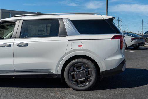 2026 Kia Carnival Hybrid EX