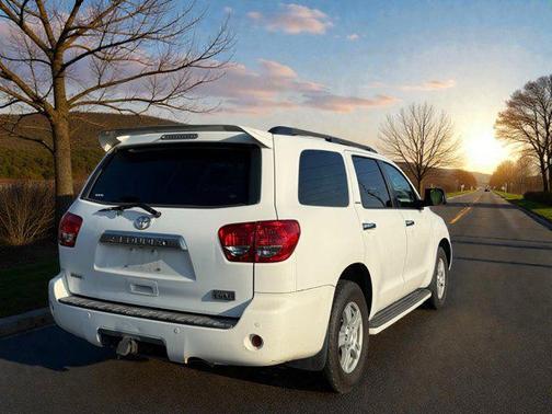 2008 Toyota Sequoia Limited