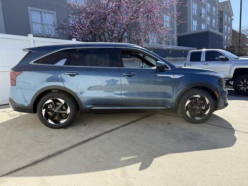 2025 Kia Sorento Hybrid SX Prestige